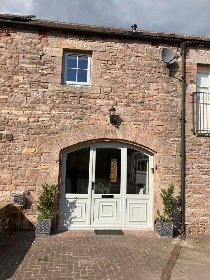Westwood Barn Holiday Let Brough Sowerby Exterior foto